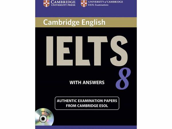 کتاب زبان IELTS Cambridge 8 همراه با CD انتشارات کمبریج